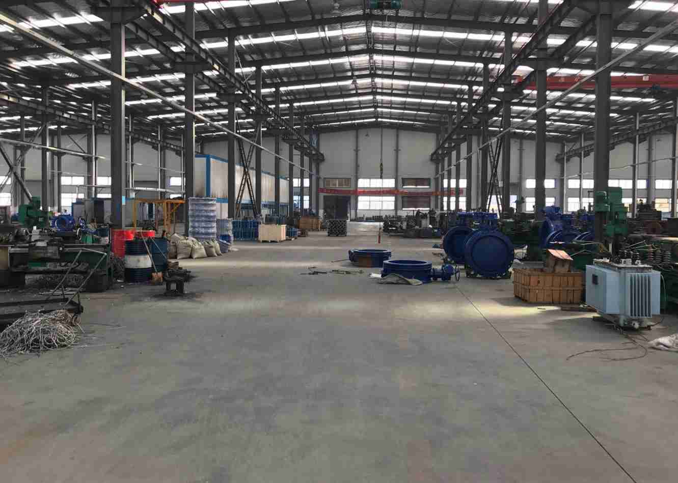 閥門(mén)車(chē)間